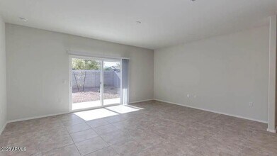 24419 W Jones Ave in Buckeye, AZ - Building Photo - Building Photo