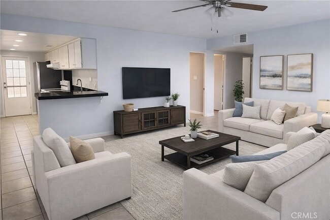 74443 Driftwood Dr, Unit 2 in Palm Desert, CA - Foto de edificio - Building Photo