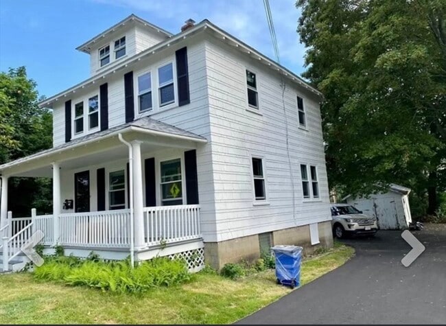 261 Park St, Unit Unit 1 in Stoughton, MA - Building Photo - Building Photo