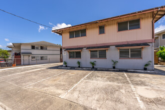 2429 School St in Honolulu, HI - Building Photo - Building Photo