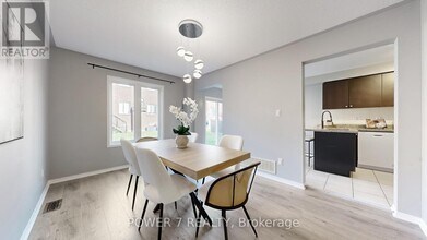 287 Penndutch Cir in Whitchurch-Stouffville, ON - Building Photo - Building Photo