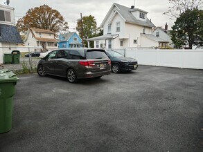 645 E St Georges Ave in Roselle, NJ - Building Photo - Building Photo