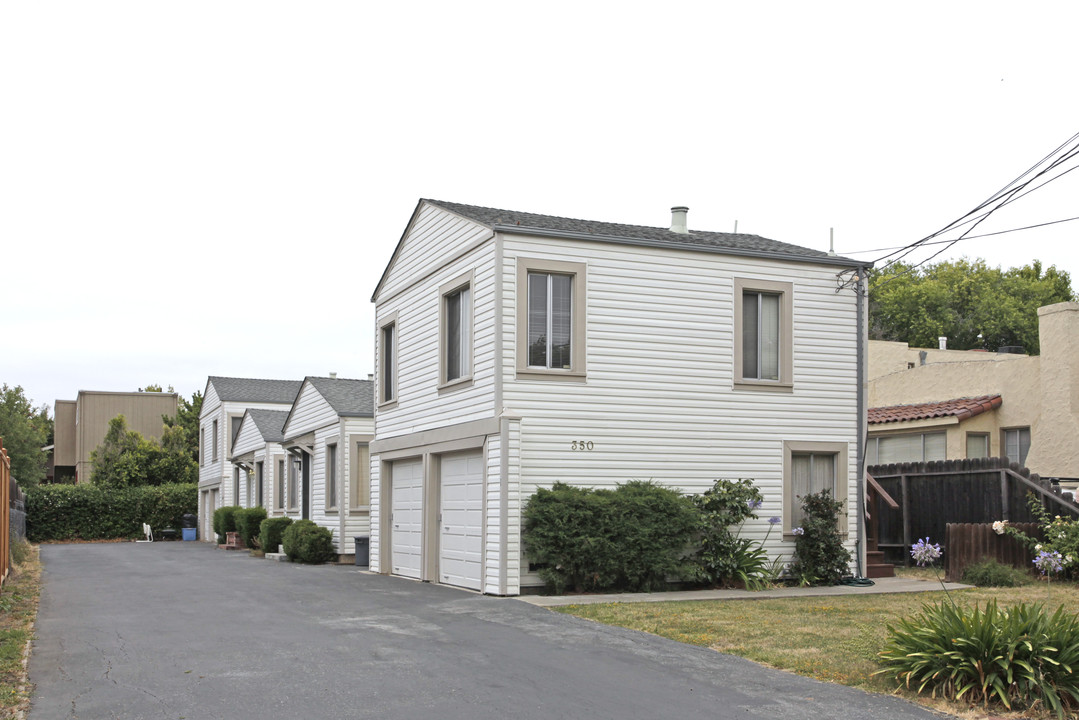 350 Grand St in Redwood City, CA - Foto de edificio