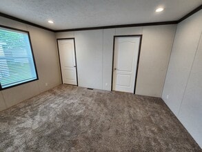 287 Dakota Ct in Belleville, MI - Building Photo - Building Photo
