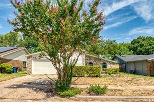 3729 Casa Del Sol Ln in Dallas, TX - Building Photo