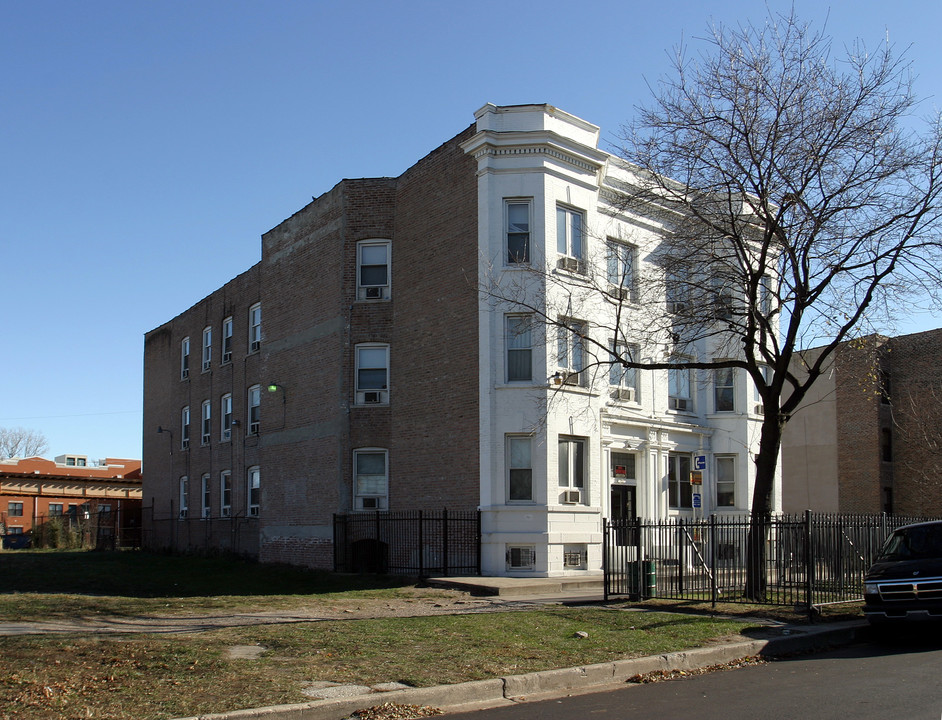 5615 S Prairie Ave in Chicago, IL - Foto de edificio