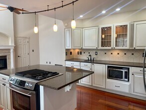 7154 S Acoma Way in Littleton, CO - Building Photo - Building Photo