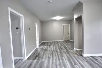 40-40 Maple St in Moncton, NB - Building Photo - Building Photo