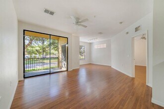 6159 Metrowest Blvd in Orlando, FL - Building Photo - Building Photo