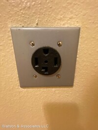 106 Sycamore Dr photo'