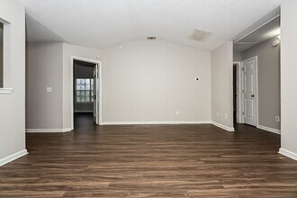 236 Brandon Ridge Cir in Stockbridge, GA - Building Photo - Building Photo