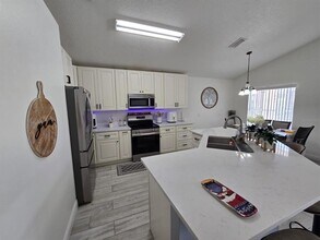 122 Kildrummy Dr in Davenport, FL - Building Photo - Building Photo