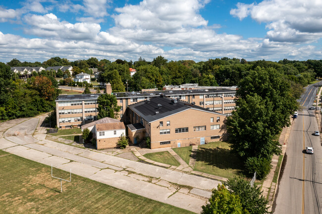 Arbor Place Townhomes in Norristown, PA - Building Photo - Building Photo