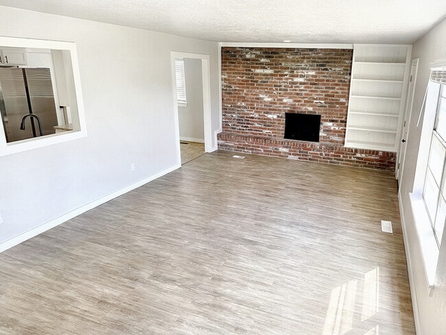 11713 N Francis Ave in Oklahoma City, OK - Building Photo - Building Photo