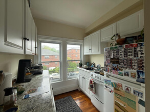 33 Chester St, Unit #2F in Somerville, MA - Building Photo - Building Photo