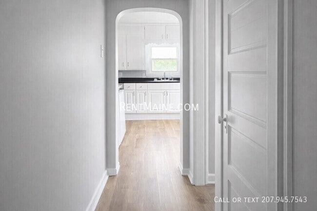 11 Somerset St in Old Town, ME - Building Photo - Building Photo