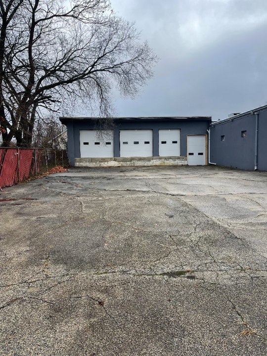 200 W Chestnut Ave in Vineland, NJ - Building Photo