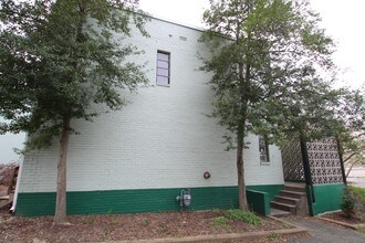 1111 N Thompson St in Richmond, VA - Building Photo - Building Photo