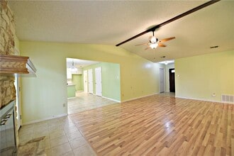 4604 Pelham Dr in Austin, TX - Building Photo - Building Photo