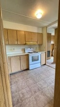 4286-4290 Hamrick Rd in Central Point, OR - Building Photo - Building Photo
