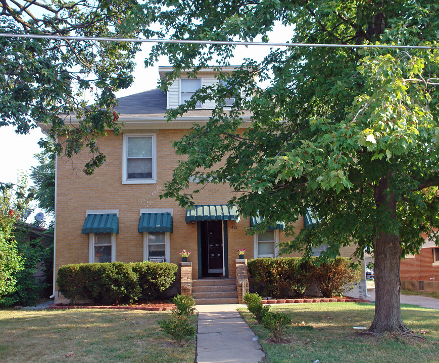 421 Cherry St in Springfield, MO - Building Photo