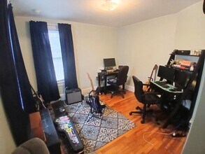 9 Pitman Ave, Unit 1 in Wakefield, MA - Foto de edificio - Building Photo