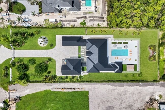 property at 6677 Hunters Rd