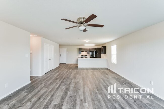 9720 Marbach Brk in San Antonio, TX - Building Photo - Building Photo