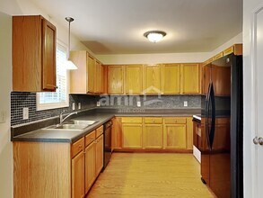 148 Danesway Dr in Holly Springs, NC - Building Photo - Building Photo