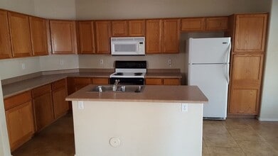 14928 N 150th Ln in Surprise, AZ - Building Photo - Building Photo