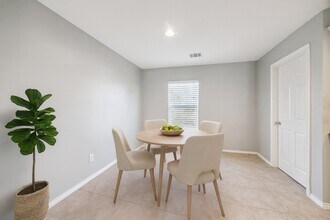 2219 Runnels St in Houston, TX - Building Photo - Building Photo