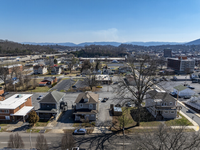 200/204/206 Watauga Ave in Johnson City, TN - Building Photo - Building Photo