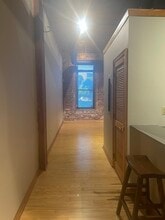 230 W Tazewell St, Unit 105 in Norfolk, VA - Foto de edificio - Building Photo