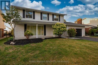 49 Royal York Rd in St Catharines, ON - Building Photo - Building Photo