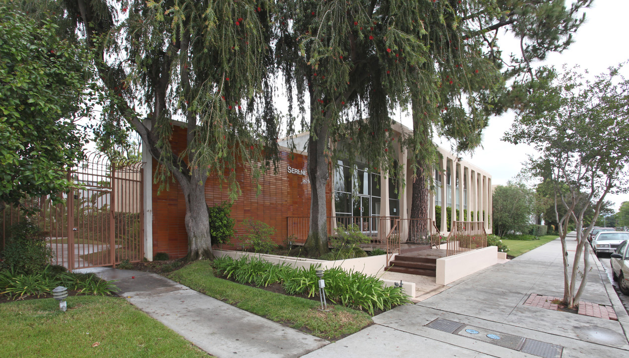 Serene Gardens Apartments in North Hills, CA - Building Photo