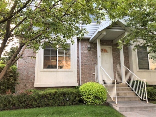 879 E 350 N in Provo, UT - Building Photo