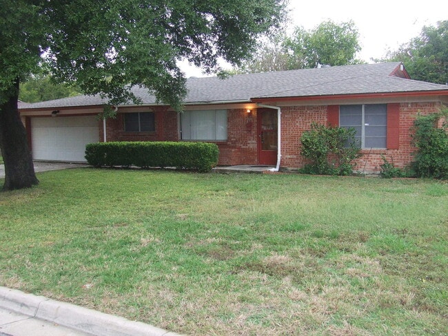 property at 5725 Trail Lake Dr