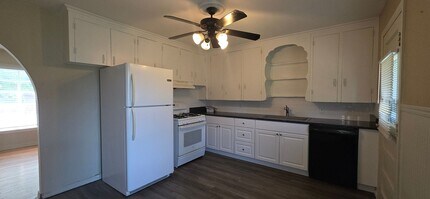 2626 S Cincinnati Ave in Tulsa, OK - Building Photo - Building Photo