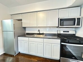 5334 W Stiles St in Philadelphia, PA - Building Photo - Building Photo