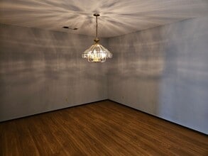 728 Collyer Dr in Redding, CA - Building Photo - Building Photo