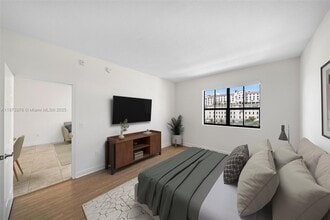 100 Andalusia Ave in Coral Gables, FL - Building Photo - Building Photo