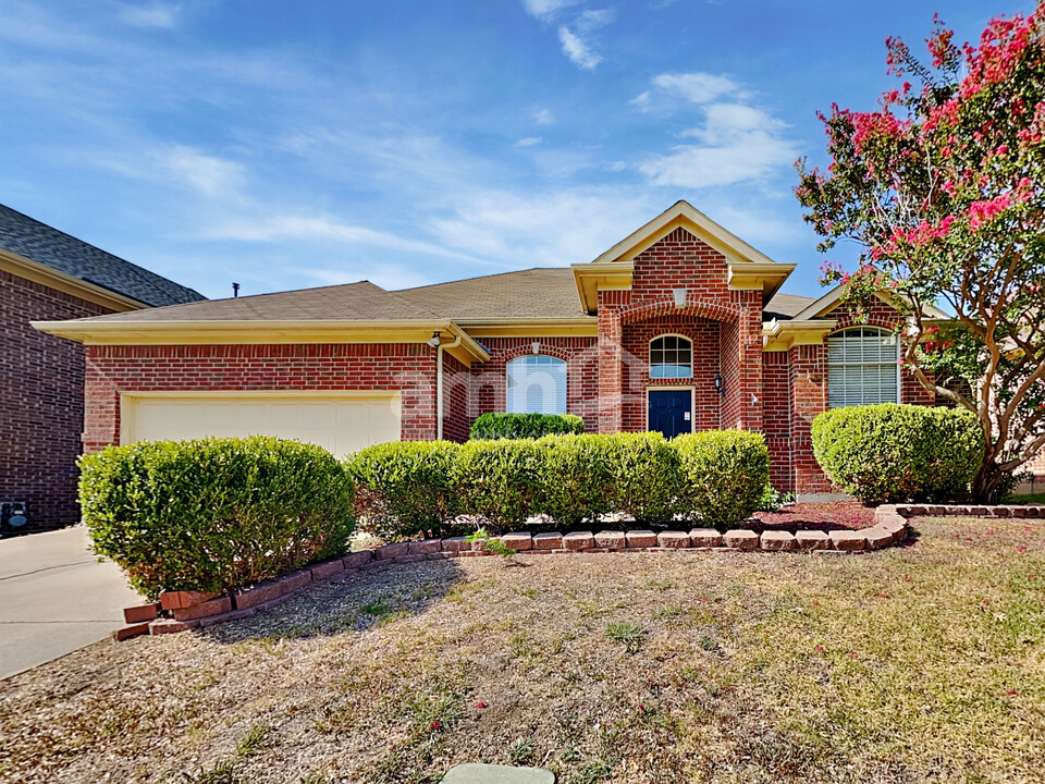 3520 Permian Ln in Fort Worth, TX - Foto de edificio