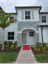 2764 SE 26th Ave in Homestead, FL - Building Photo