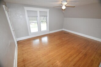 338 Marion Ave in Aurora, IL - Building Photo - Building Photo