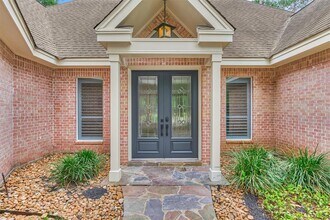 5 Flagstone Path in Spring, TX - Building Photo - Building Photo