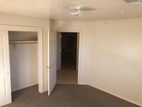 1918 Buena Vista Dr SE in Albuquerque, NM - Building Photo - Building Photo