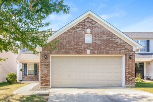 8118 Birchfield Dr in Indianapolis, IN - Building Photo