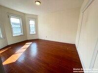 19 Eastman St photo'