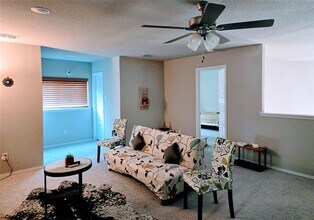 1621 Abbottsford Ave in Aubrey, TX - Building Photo - Building Photo