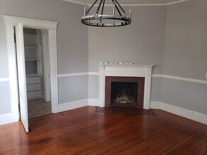 56 Maple Plz, Unit 1 in Dedham, MA - Building Photo - Building Photo